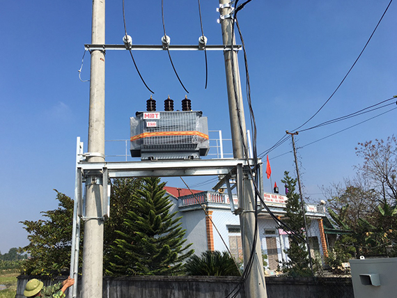 Pole mounted transformer | MBT ELECTRIC